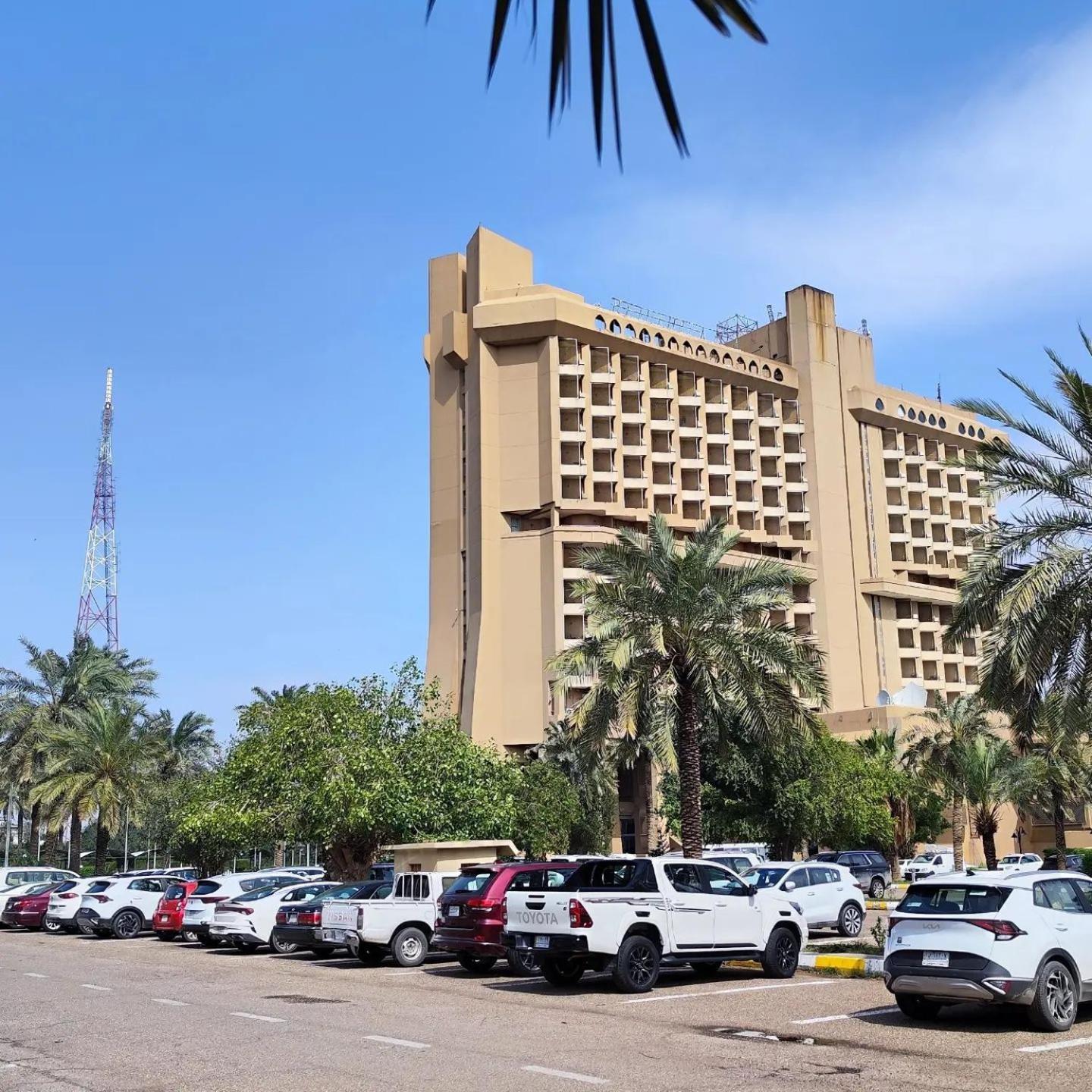 Almansour Hotel Baghdad Exterior photo